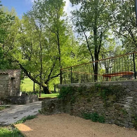 Chez Camille Aux Sieges