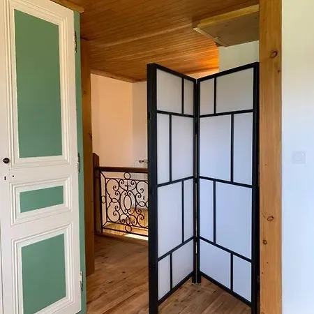 Chez Camille Aux Sieges