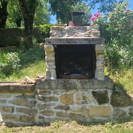 Chez Camille Aux Sieges