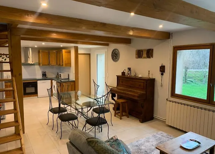 Chez Camille Aux Sieges בית נופש Les Rives