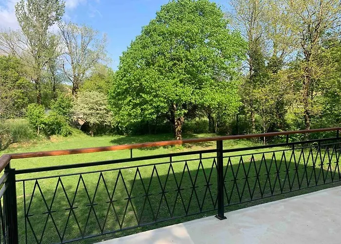 Chez Camille Aux Sieges