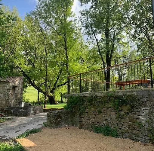Chez Camille Aux Sieges